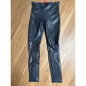 Spanx Faux Leather Moto Leggings Black High Rise Pintuck Detail Womens Medium